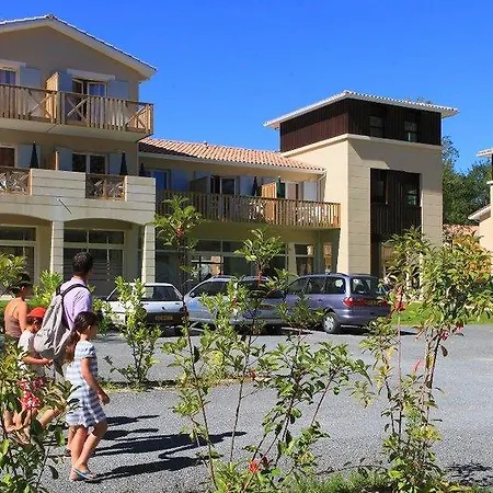 Le Domaine Du Golf Dalbret Hotel Lavardac